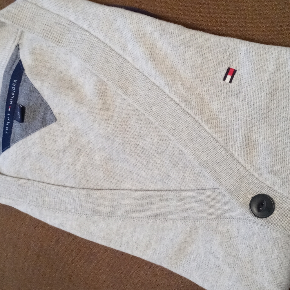 Classic Cardigan - Picture 5 of 5